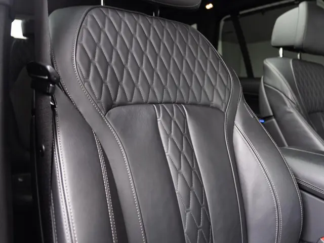 BMW X5 xDrive50e 2023 Hybride Benzine 12