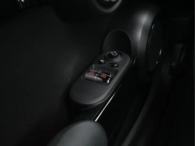 MINI Electric Mini Yours 33 kWh [ 3-Fase ] 2020 Elektrisch 27