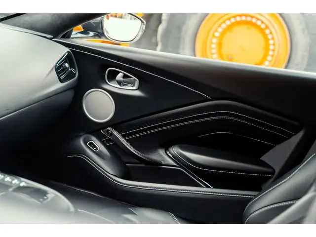Aston Martin V8 Vantage 4.0 2021 Benzine 31