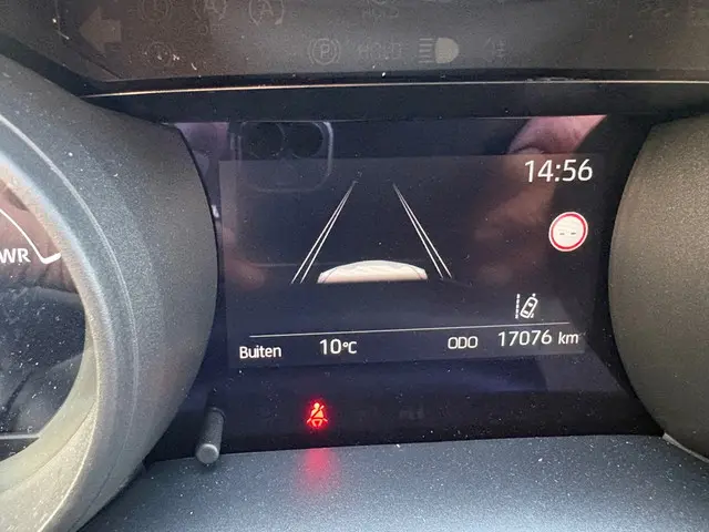 Toyota Yaris 1.5 Hybrid Dynamic 2021 Hybride Benzine 10