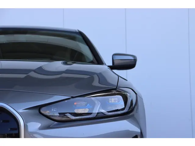 BMW i4 3