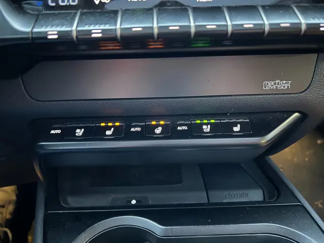 Lexus UX 300e Executive 54 kWh 2020 Elektrisch 24