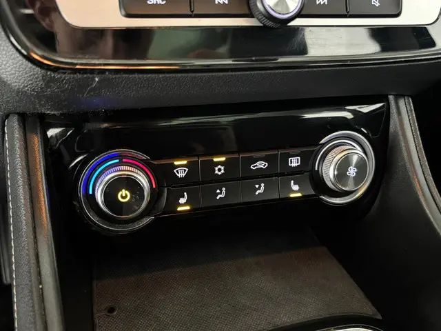 MG ZS EV MG Luxury 45 kWh 2021 Elektrisch 13