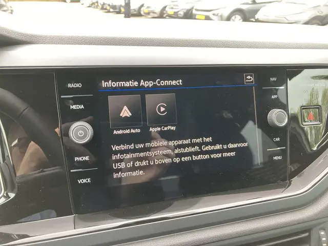 Volkswagen Polo 1.0 TSI R-Line Edition 2025 Benzine 13