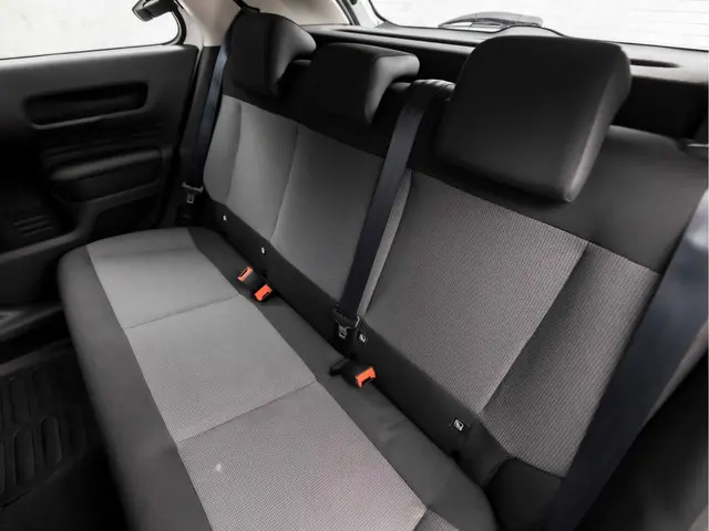 Citroën C4 Cactus 1.2 PureTech Shine Sport 2016 Benzine 13