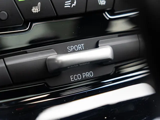 BMW 2 Serie Gran Tourer 218i 2022 Benzine 32