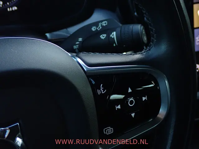 Volvo V60 2.0 B3 2020 Hybride Benzine 17