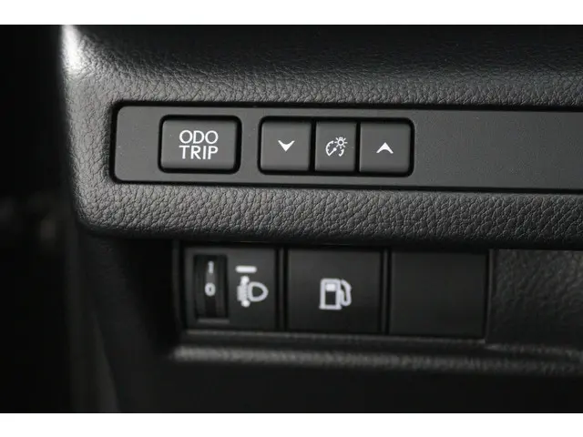 Lexus LBX 2WD 2024 Hybride Benzine 28