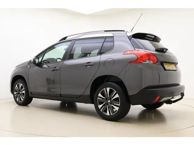 Peugeot 2008 1.2 PureTech Style 2015 Benzine 12