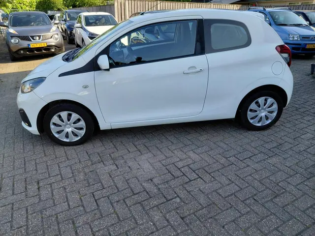Peugeot 108 1.0 VTi Active 2015 Benzine 22