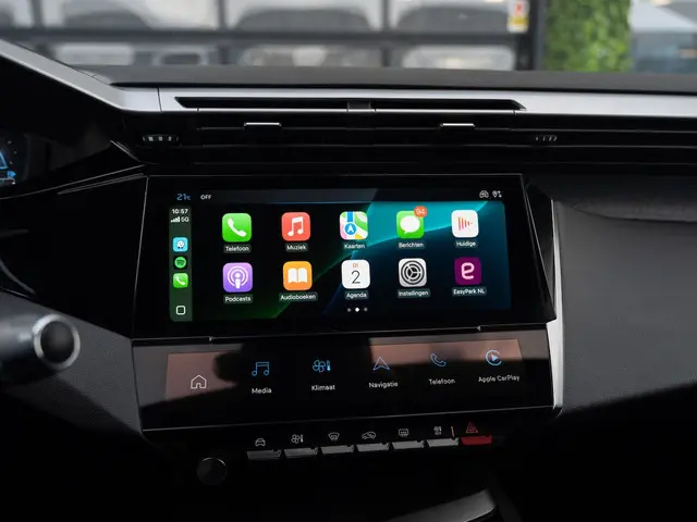 Peugeot 308 YHZT-D21700 2024 Diesel 19