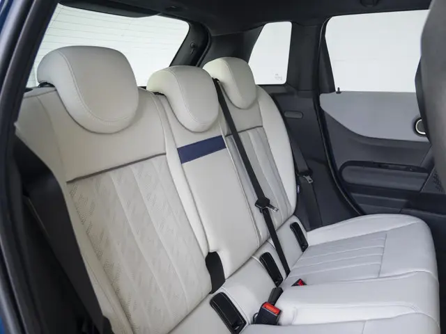 MINI 5-Deurs C 2025 Benzine 10
