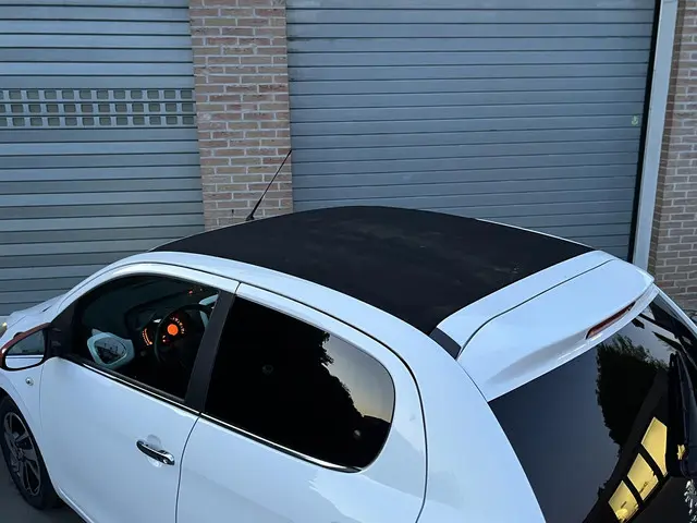 Peugeot 108 1.2 Puretech Allure 2015 Benzine 27