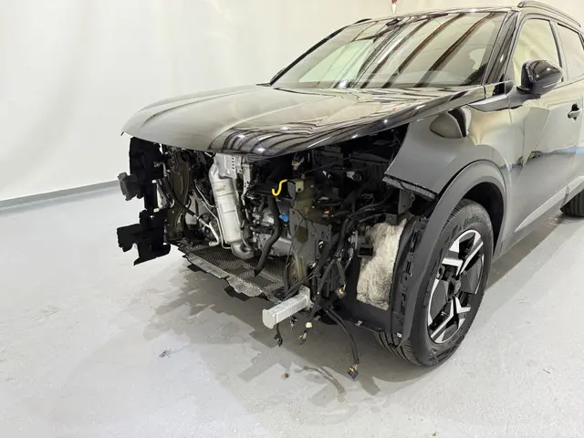 Peugeot 2008 1.2 PureTech 100 Allure 2023 Benzine 24