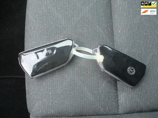 Volkswagen Golf 1.5 TSI Life Business 2023 Benzine 14