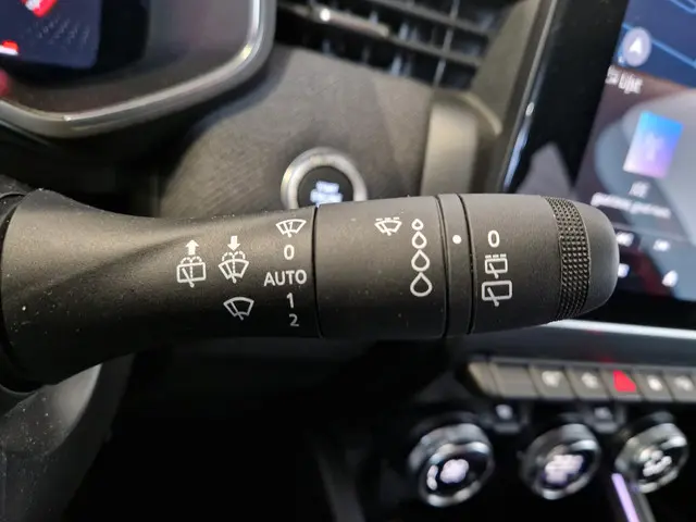 Renault Clio 1.0 TCe 90 GPF esprit Alpine 2024 Benzine 24