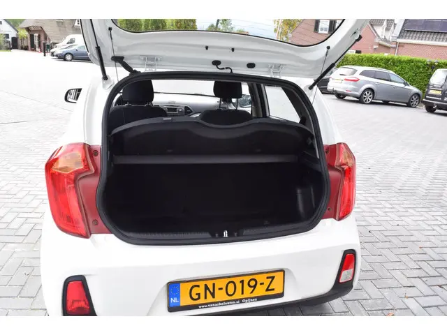 Kia Picanto 1.0 CVVT ComfortLine 2015 Benzine 6
