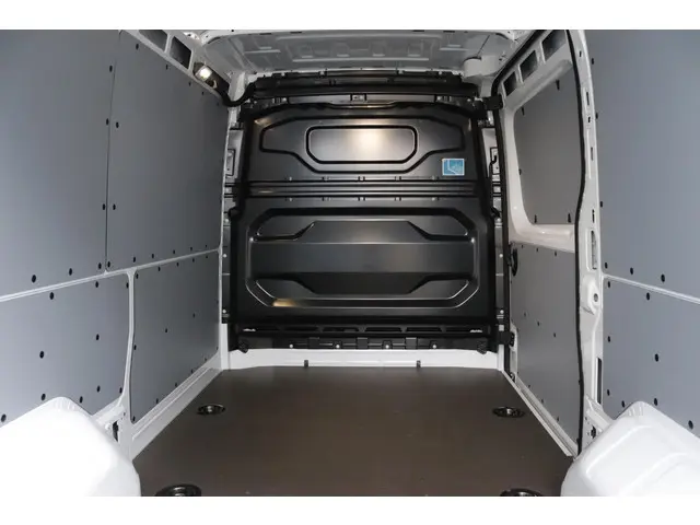 Renault Master T35 2.0 dCi 130 L2H2 Advance 2024 Diesel 35