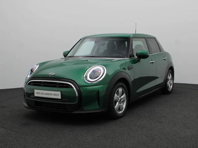 MINI 5-Deurs One 2022 Benzine 20