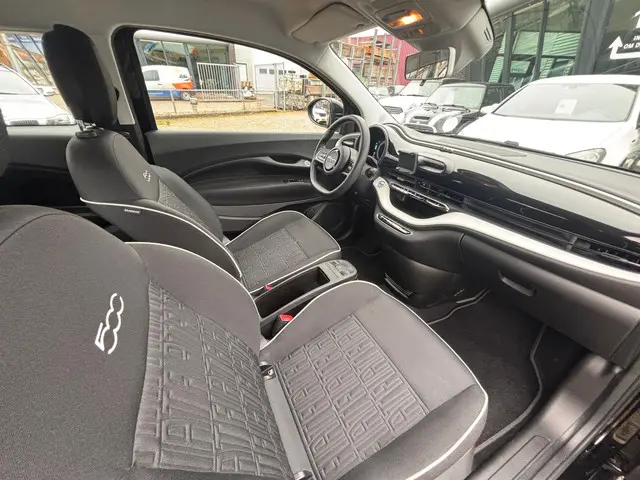 Fiat 500 Action 24 kWh, Inruil mogelijk. 2022 Elektrisch 25