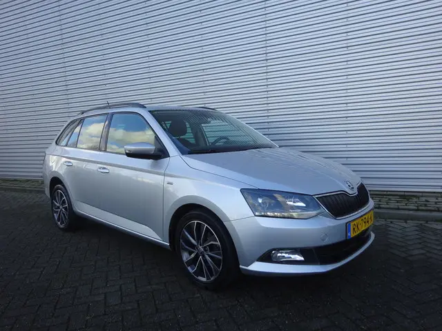 Škoda Fabia Combi 1.0 TSI Drive 2018 Benzine 2
