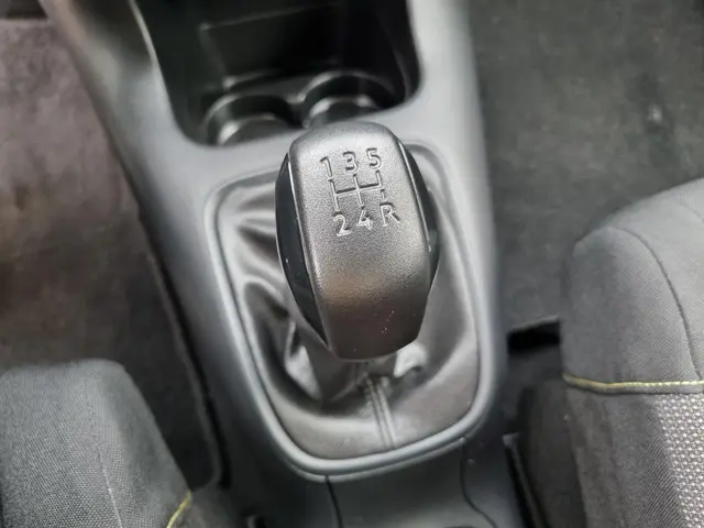 Citroën C3 1.2 PureTech Feel 105g 2017 Benzine 14