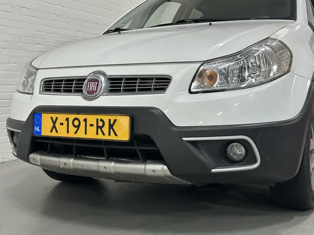 Fiat Sedici 2