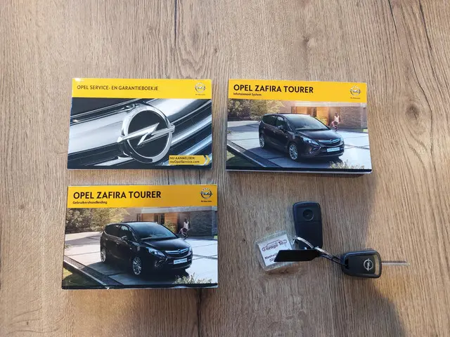Opel Zafira Tourer 1.4 Design Edition 7p. 2014 Benzine 33