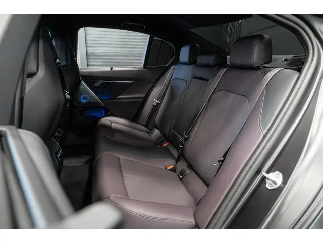 BMW M5 5-serie 2025 Hybride Benzine 13