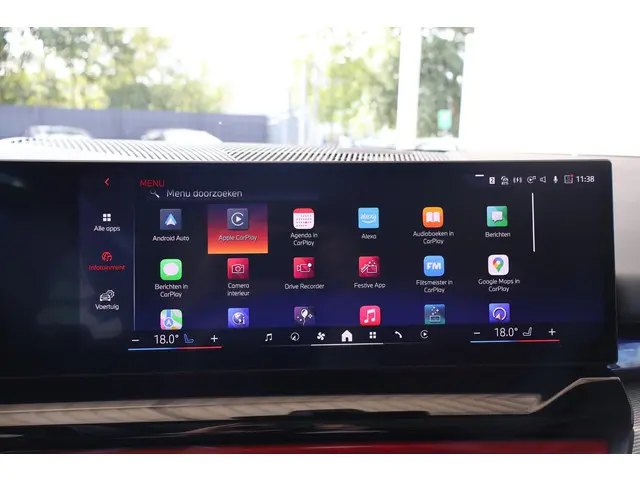 BMW 5 Serie Sedan 550e xDrive 2024 Hybride Benzine 21