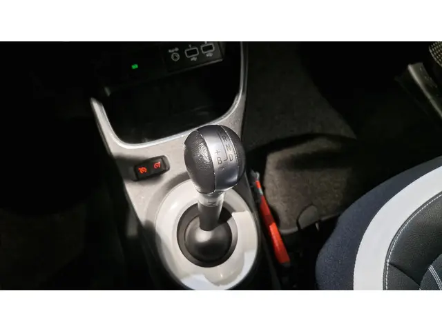 Renault Twingo Z.E. R80 Intens 2022 Elektrisch 13