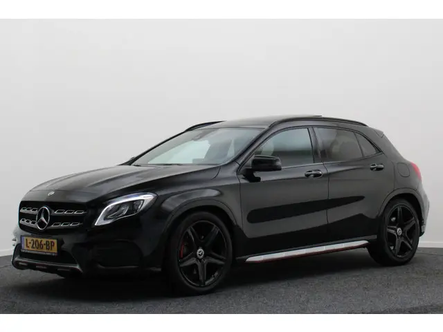 Mercedes-Benz GLA 250 4Matic 2017 Benzine 17