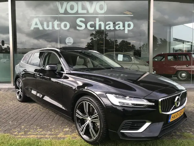 Volvo V60 2.0 T6 Recharge AWD 2020 Hybride Benzine 7