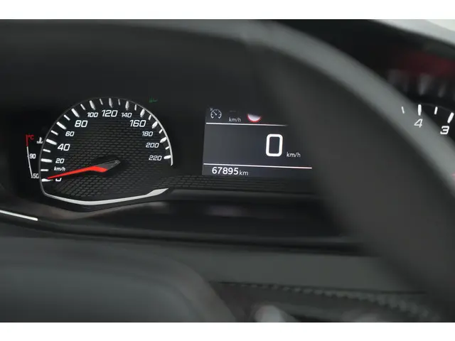 Peugeot 208 PureTech 100 Allure 2022 Benzine 33