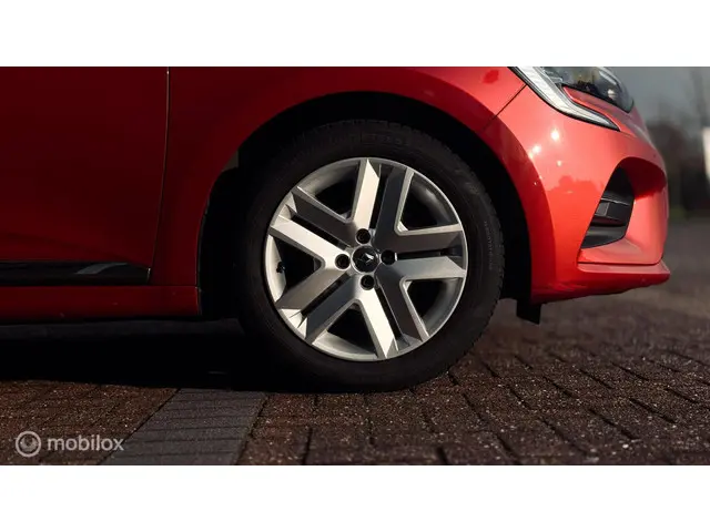 Renault Clio 1.0 TCe Zen 2019 Benzine 4