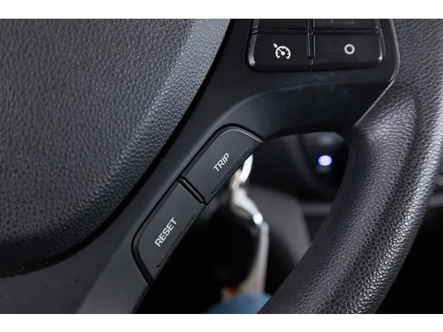 Hyundai i10 1.0i Comfort | AIRCO | BLUETOOTH . 2019 Benzine 18