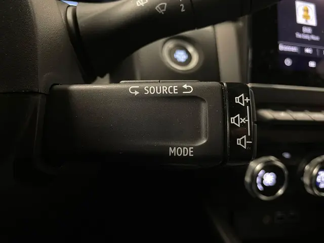 Mitsubishi Colt 1.6 HEV Intense+ 2025 Hybride Benzine 32