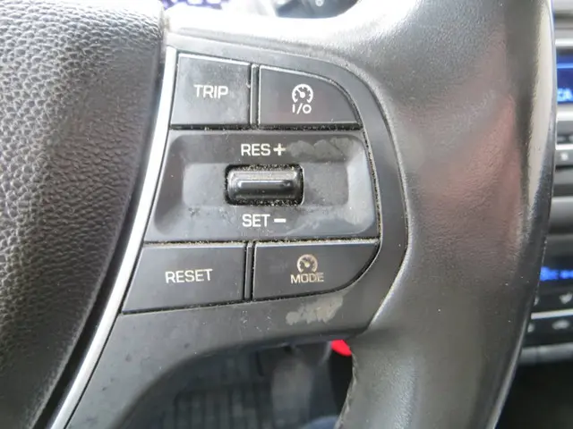 Hyundai i20 Coupé 1.2 HP i-Motion Comfort 2015 Benzine 12