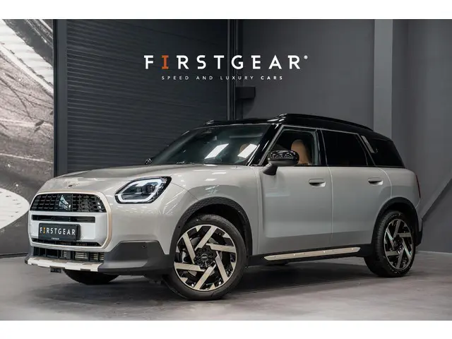 MINI Countryman Mini 1.5 C Favoured M 2024 Benzine