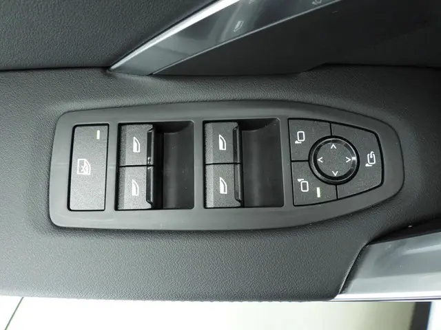 BMW X1 sDrive18i 2024 Benzine 23