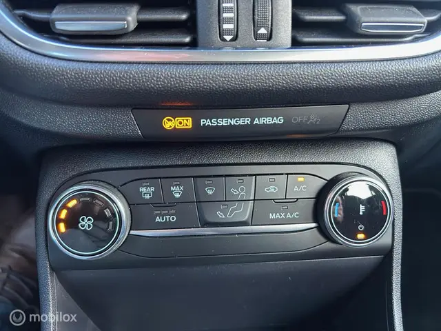 Ford Fiesta 1.0 EcoBoost Hybrid Titanium 2022 Benzine 11