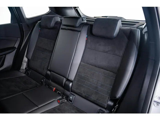 BMW X1 xDrive25e 2025 Hybride Benzine 17