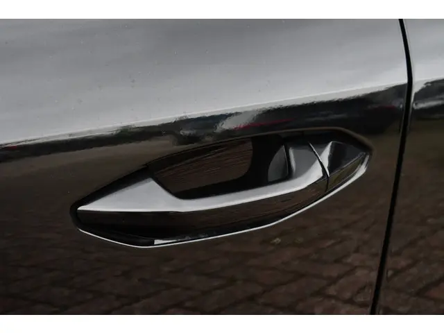 Audi A3 Sportback 35 TFSI S edition 2020 Benzine 68