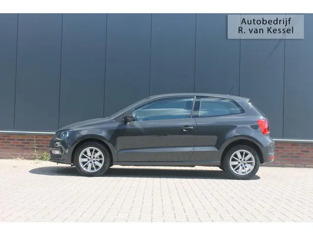Volkswagen Polo 1.0 Easyline I NL-auto 2016 Benzine 5