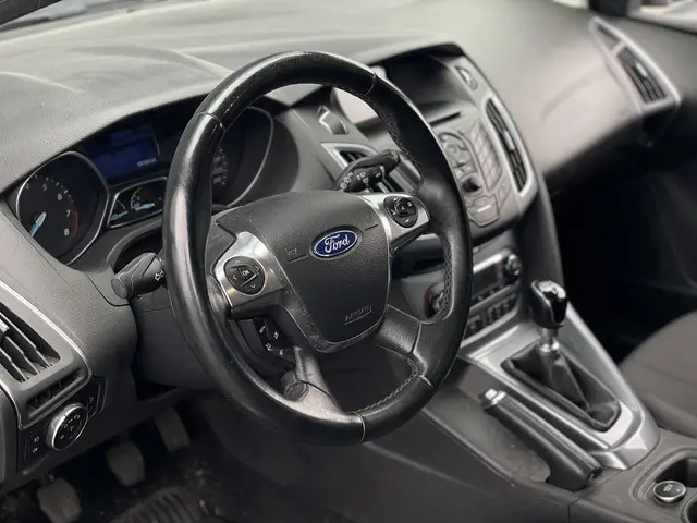 Ford Focus 1.0 EcoBoost Edition Plus 2014 Benzine 9