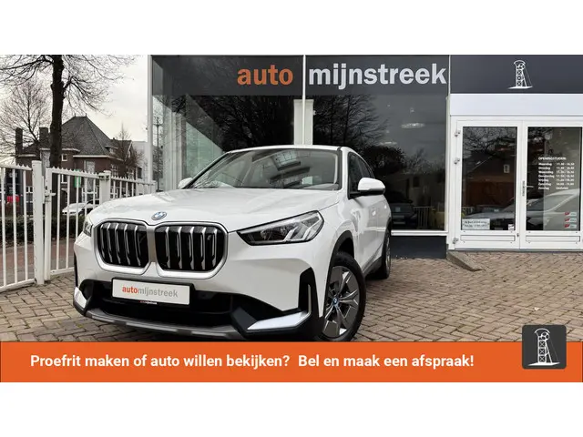 BMW iX1 xDrive30 Launch Edition 67 kWh 2023 Elektrisch