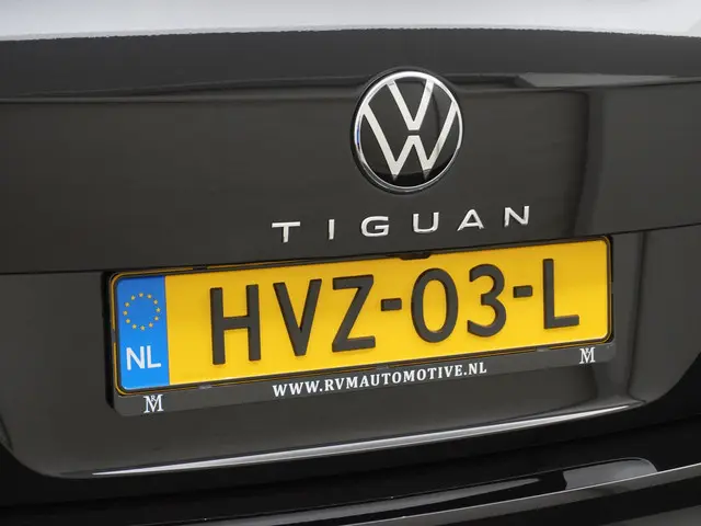 Volkswagen Tiguan 1.5 TSI R-Line Business 2024 Benzine 10