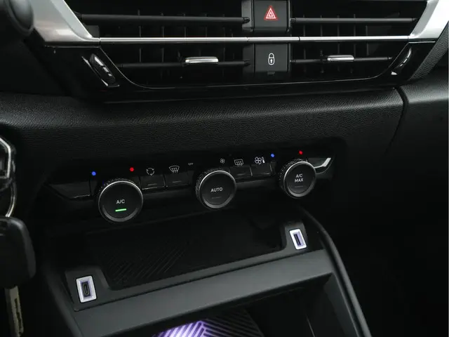 Citroën ë-C4 Feel 50 kWh [ 3-Fase ] 2021 Elektrisch 13