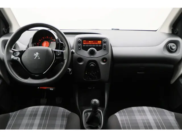 Peugeot 108 2