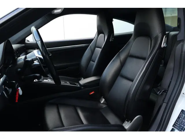 Porsche 911 3.0 Carrera 2016 Benzine 12